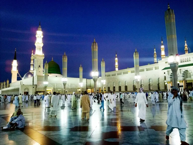 سفر مدینہ: امی ابو کی محبت کا منفرد سفر